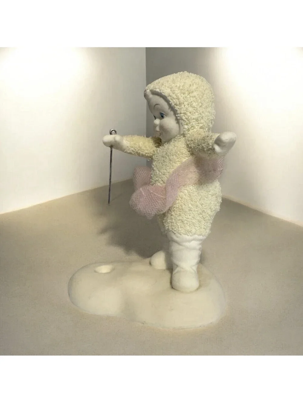 Department 56 Snowbabies This Little Piggy Wants to Dance #6001881 2018 Retired